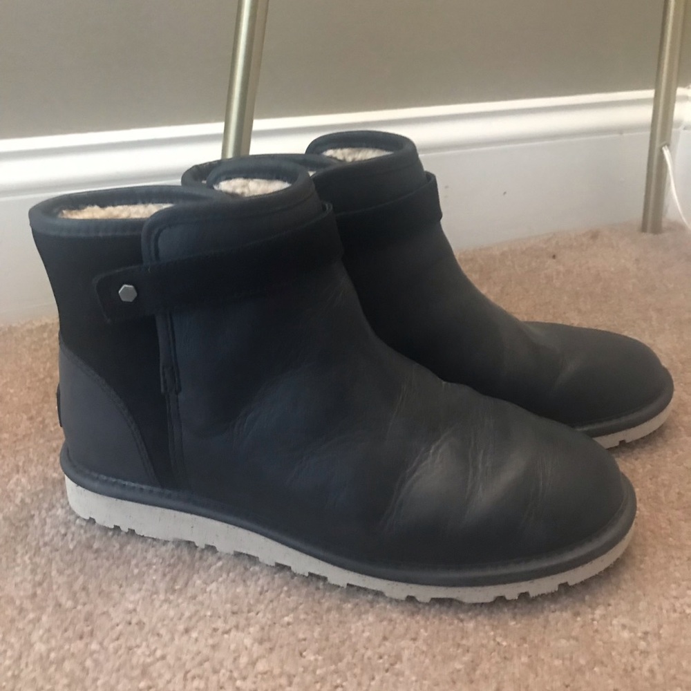Size 8 UGG ‘Rella’ ankle boots